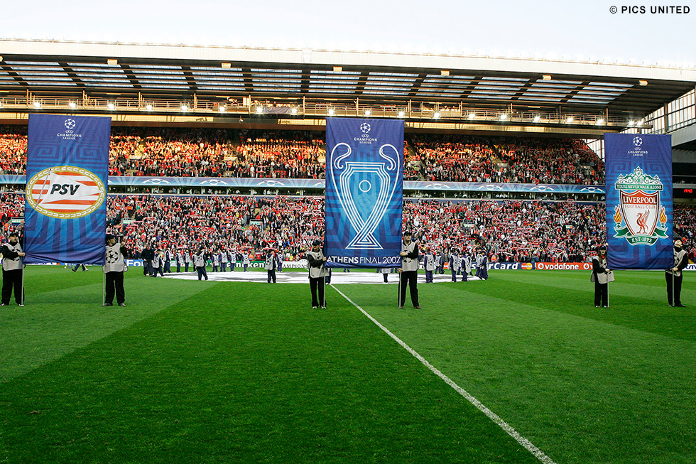 PSV werd in 2007 in de kwartfinales van de UEFA Champions League uitgeschakeld door Liverpool | © Pics United