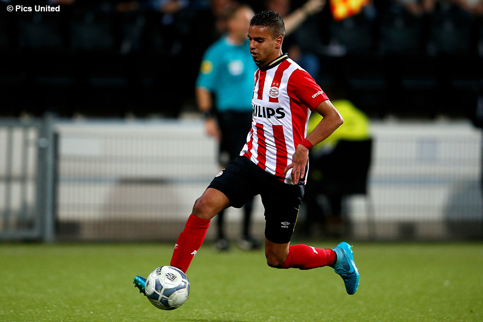 Adam Maher maakte zijn opwachting op De Heikant, het sportpark van Achilles'29 | © Pics United