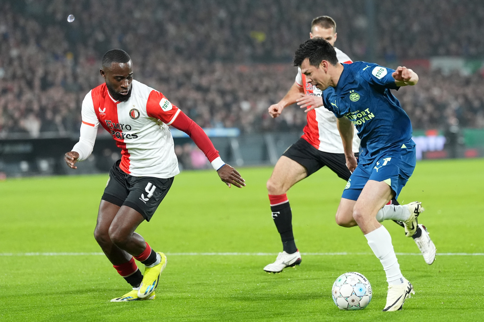 PSV regains control of the game