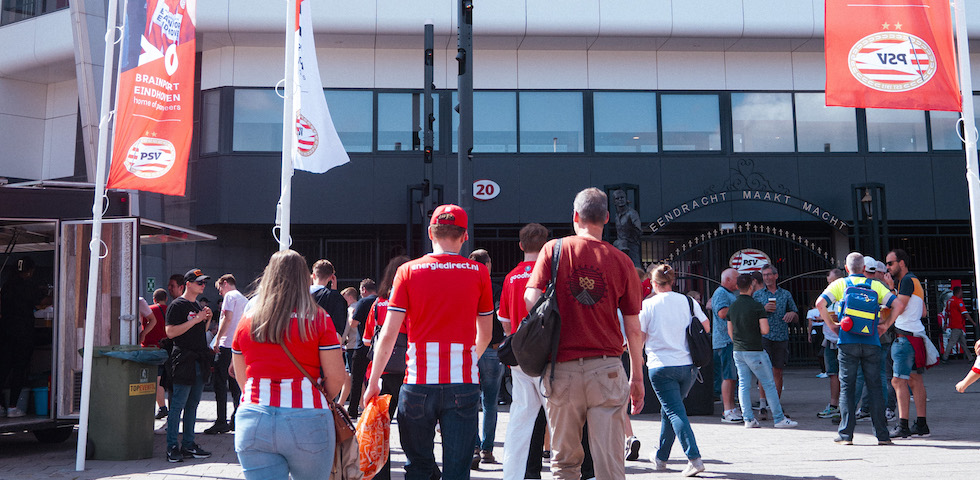 PSV - Bezoekersinformatie | Brainport FANzone & drukte door Dutch Design Week