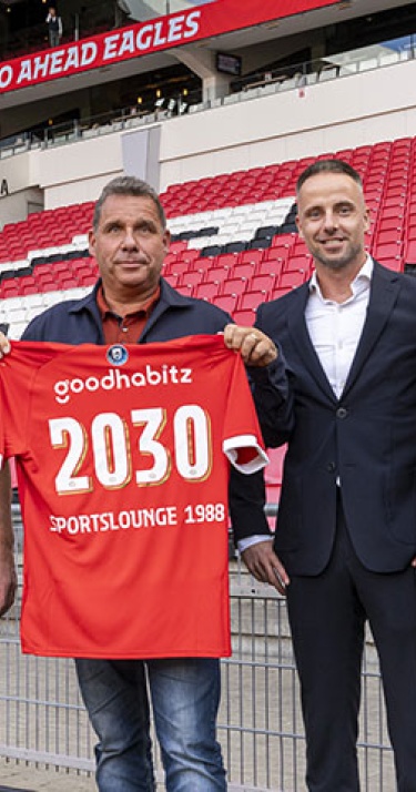 Business | PSV en SportsLounge 1988 langer met elkaar door