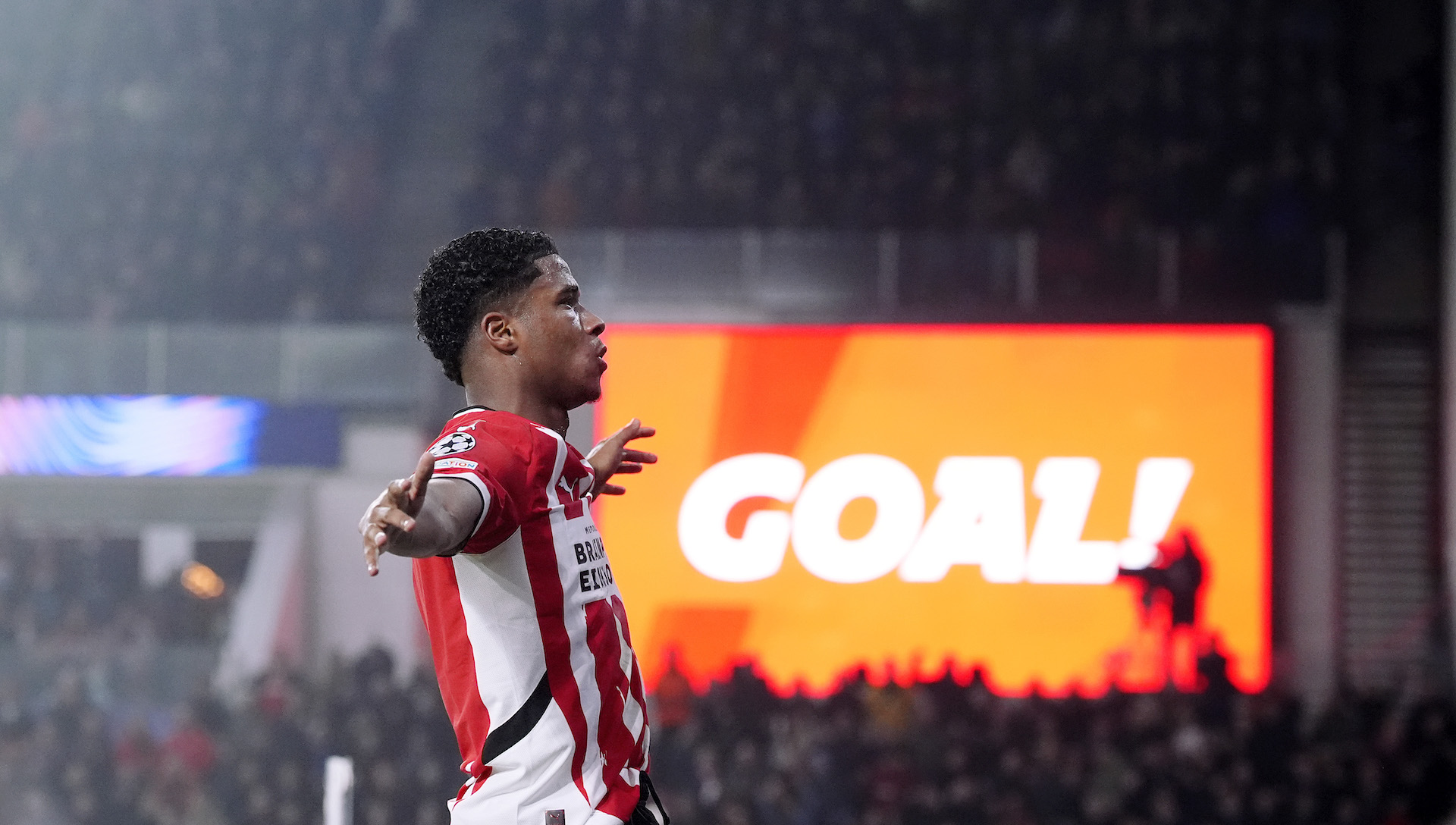 Ryan met zijn eerste voor PSV 