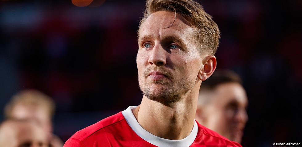 PSV - Luuk de Jong ontvangt prijzen op Voetbalgala